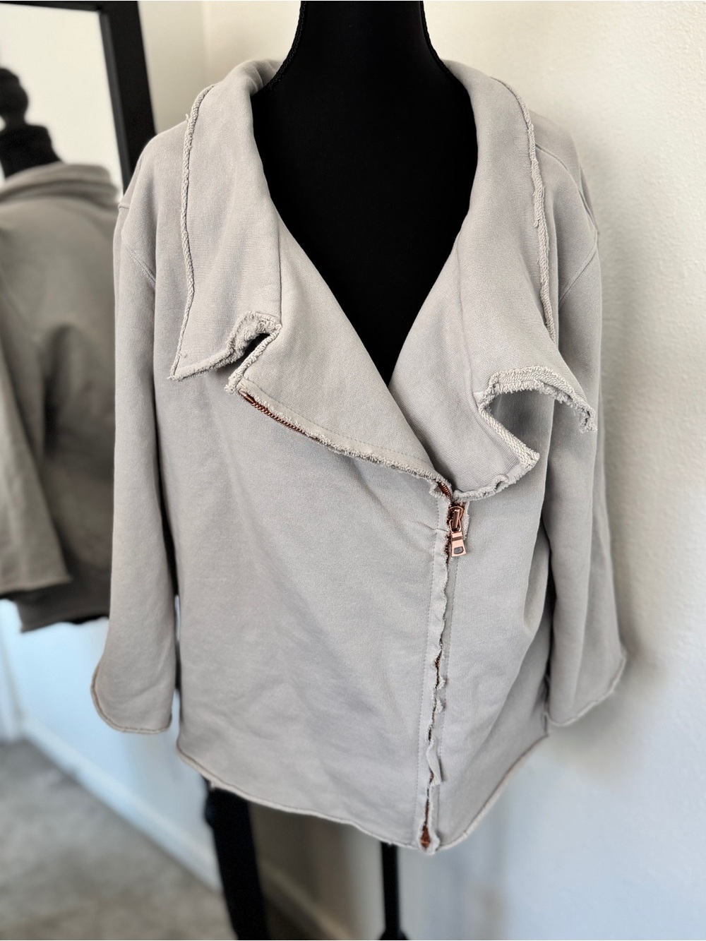 Frank & Eileen Tee Lab Moto Jacket L Gray Asymmetrical Zip Fleece NWT $288 - Picture 2 of 6